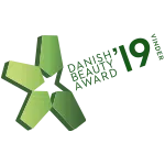 Logo showing Danish Beauty Award Winner 2019 with green star-shaped graphic.